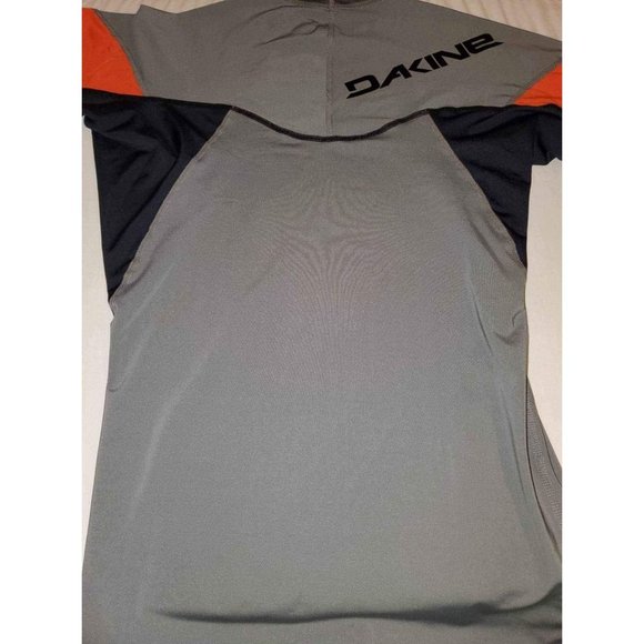 Dakine Mens Small Short Sleeve Swim Surf  Shirt UPF 50+ Sun Protection Logos SfP - Picture 6 of 10